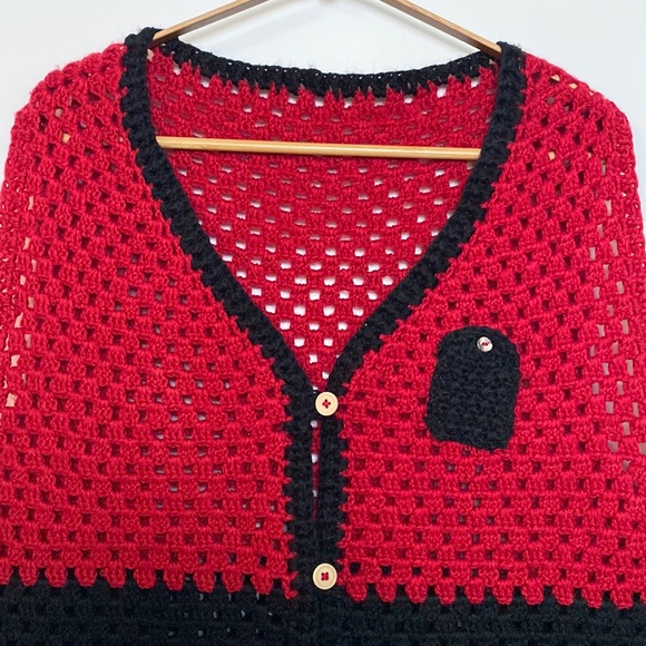 Handmade Crochet Vest Women M/L Red Black Granny Cottagecore Colour-Block Cozy - Picture 2 of 12